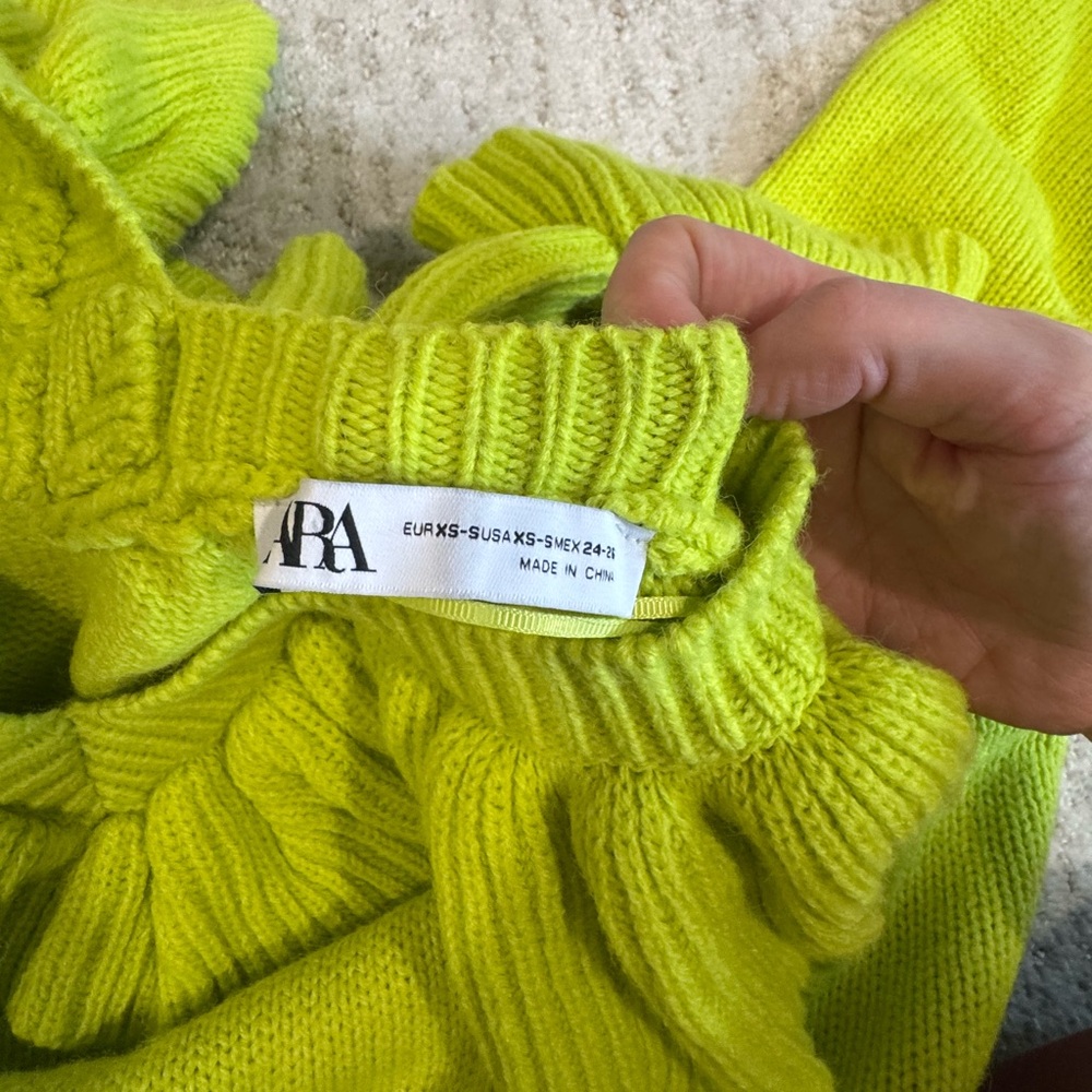 Zara Neon Yellow Ruffle Sweater - Picture 3 of 4